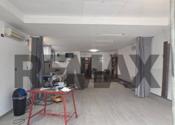 Soggiorno - Commercial Premises Via Frateli Vigorelli
2, Gallarate - photo 5