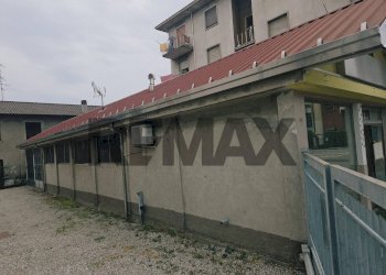Edificio all\'aperto - Commercial Premises Via Frateli Vigorelli
2, Gallarate - photo 6