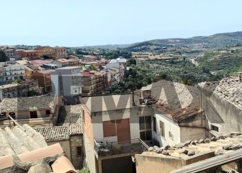 Edificio all\'aperto - Casa indipendente Via Ignazio Pagano
 
77, Monterosso Almo - foto 12