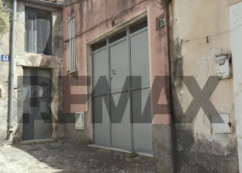 Edificio all\'aperto - Casa indipendente Via Ignazio Pagano
 
77, Monterosso Almo - foto 17
