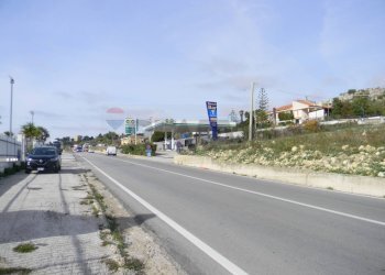 Edificio all\'aperto - Bar Tavola Calda - Fredda S.S. 122 KM 27 C/da Aquilata, Canicattì - foto 4