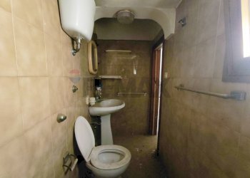 Bagno - Independent house Via Borgo Antico
 
13-15, Mesagne - photo 13