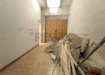 Hall / corridoio - Independent house Via Borgo Antico
 
13-15, Mesagne - photo 20