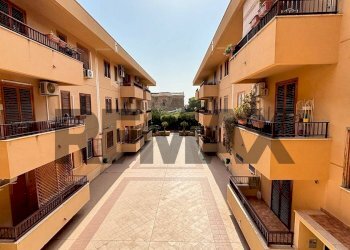 Edificio all\'aperto - Four-room apartment Via Cl 33
 
13, Palermo - photo 2