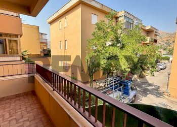 Balcone - Four-room apartment Via Cl 33
 
13, Palermo - photo 30