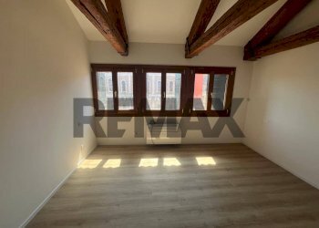 Stanza vuota - Three-room apartment Calle Della Cannaregio - Testa
 
6350, Venezia - photo 24