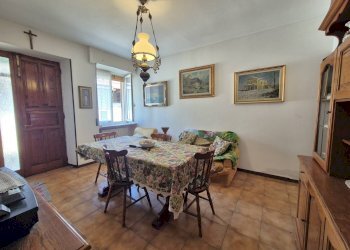 Tinello/Pranzo - Casa semi indipendente Via Colombarone
 
30, Belgioioso - foto 4