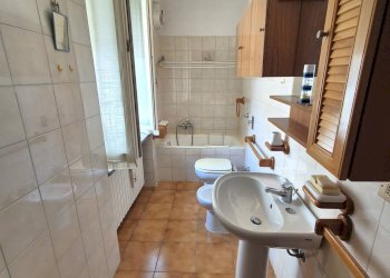 Bagno Piano Terra - Casa semi indipendente Via Colombarone
 
30, Belgioioso - foto 11