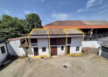 Due Rustici uso cantina - Casa semi indipendente Via Colombarone
 
30, Belgioioso - foto 28