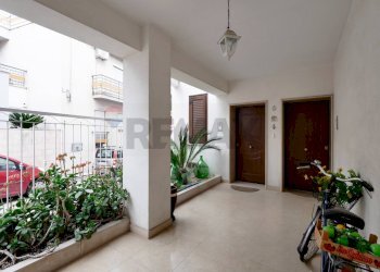 Ricezione / Lobby - Casa indipendente XXIV Maggio
 
24, Canosa di Puglia - foto 2