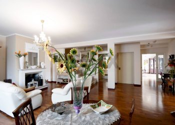 Sala da pranzo - Casa indipendente XXIV Maggio
 
24, Canosa di Puglia - foto 6