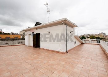 Terrazza - Casa indipendente XXIV Maggio
 
24, Canosa di Puglia - foto 27