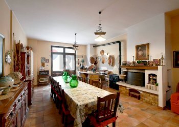 Sala da pranzo - Casa indipendente XXIV Maggio
 
24, Canosa di Puglia - foto 30