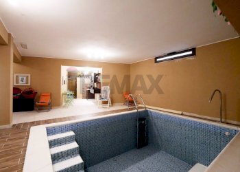 Piscina - Casa indipendente XXIV Maggio
 
24, Canosa di Puglia - foto 35