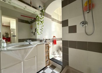 Foto 20 - Four-room apartment via verdi
 
19, Savona - photo 20