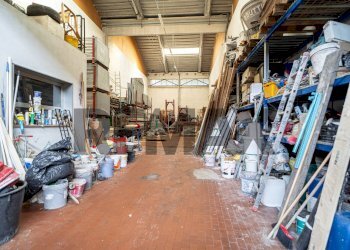Dispensa di stoccaggio - Capannone Via Raffaele Tagliani
77/a, Parma - foto 4