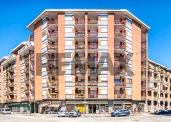 Edificio all\'aperto - Four-room apartment via monterosa
83, Torino - photo 32