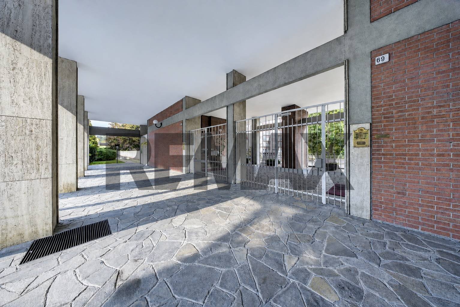 Terrazza - Three-room apartment strada torino
 
69, Moncalieri - photo 1