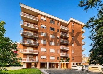 Edificio all\'aperto - Trilocale Strada torino
 
69, Moncalieri - foto 4