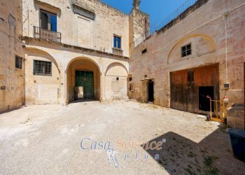 Cortile interno - Casa indipendente via Giacomo Matteotti, Alezio - foto 5