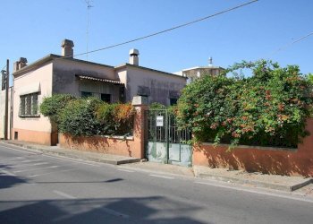 Zona - Casa indipendente via Estramurale di Ponente, Matino - foto 4