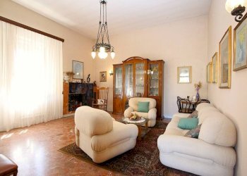 Salone - Casa indipendente via Estramurale di Ponente, Matino - foto 17
