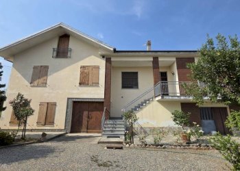 Facciata - Villa Regione San Rocco, Agliano Terme - foto 12