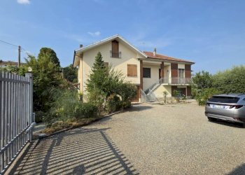 Cortile interno - Villa Regione San Rocco, Agliano Terme - foto 13