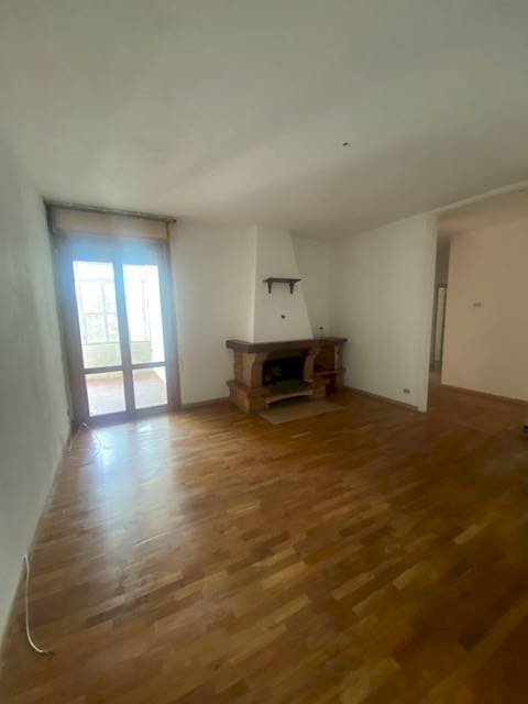 Foto 1 - Quadrilocale VIA SABA
 
2, Castelnovo di Sotto - foto 1