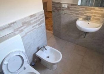 Bagno - Trilocale Bologna (zona San Vitale) - foto 6