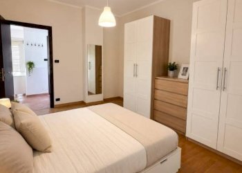 Camera da letto - Two-room apartment via Pallanza, 32, Torino (neighborhood Vanchiglietta) - photo 3