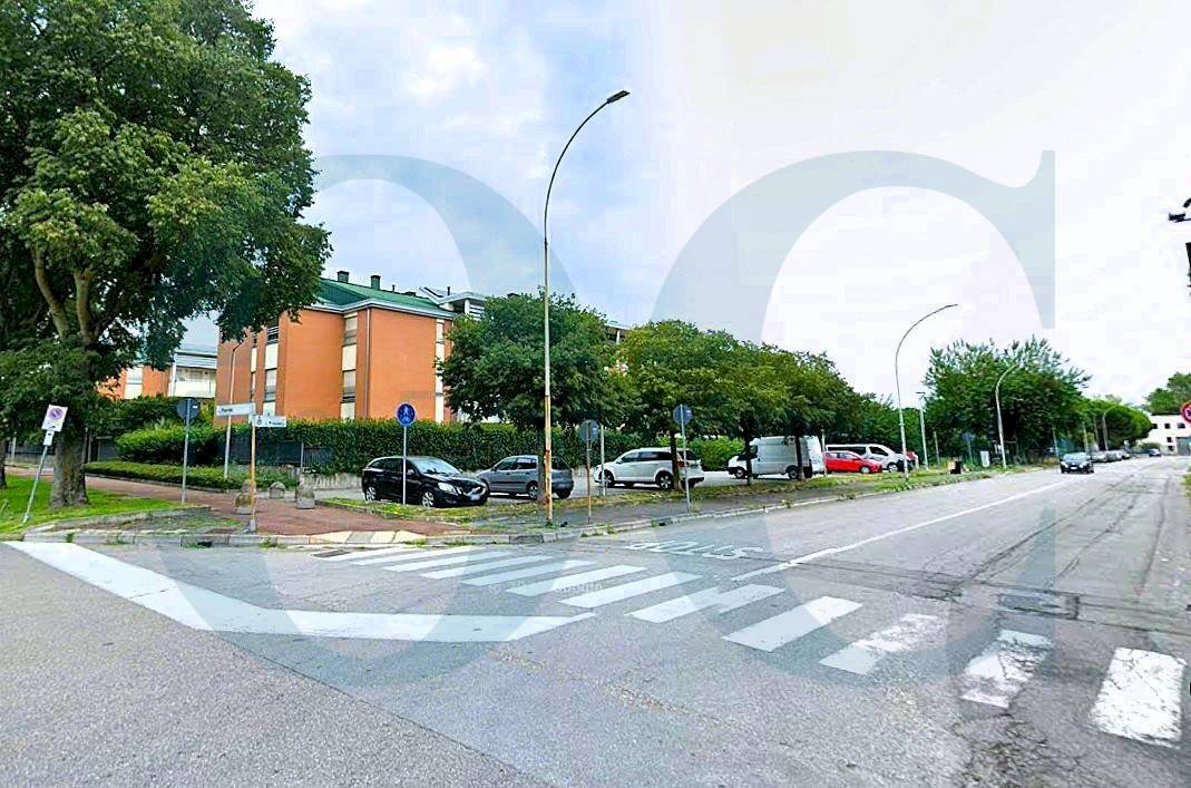 Foto 1 - Box 1, Trezzano sul Naviglio - photo 1