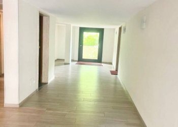 Interno palazzo - Office viale Corsica, Milano - photo 1