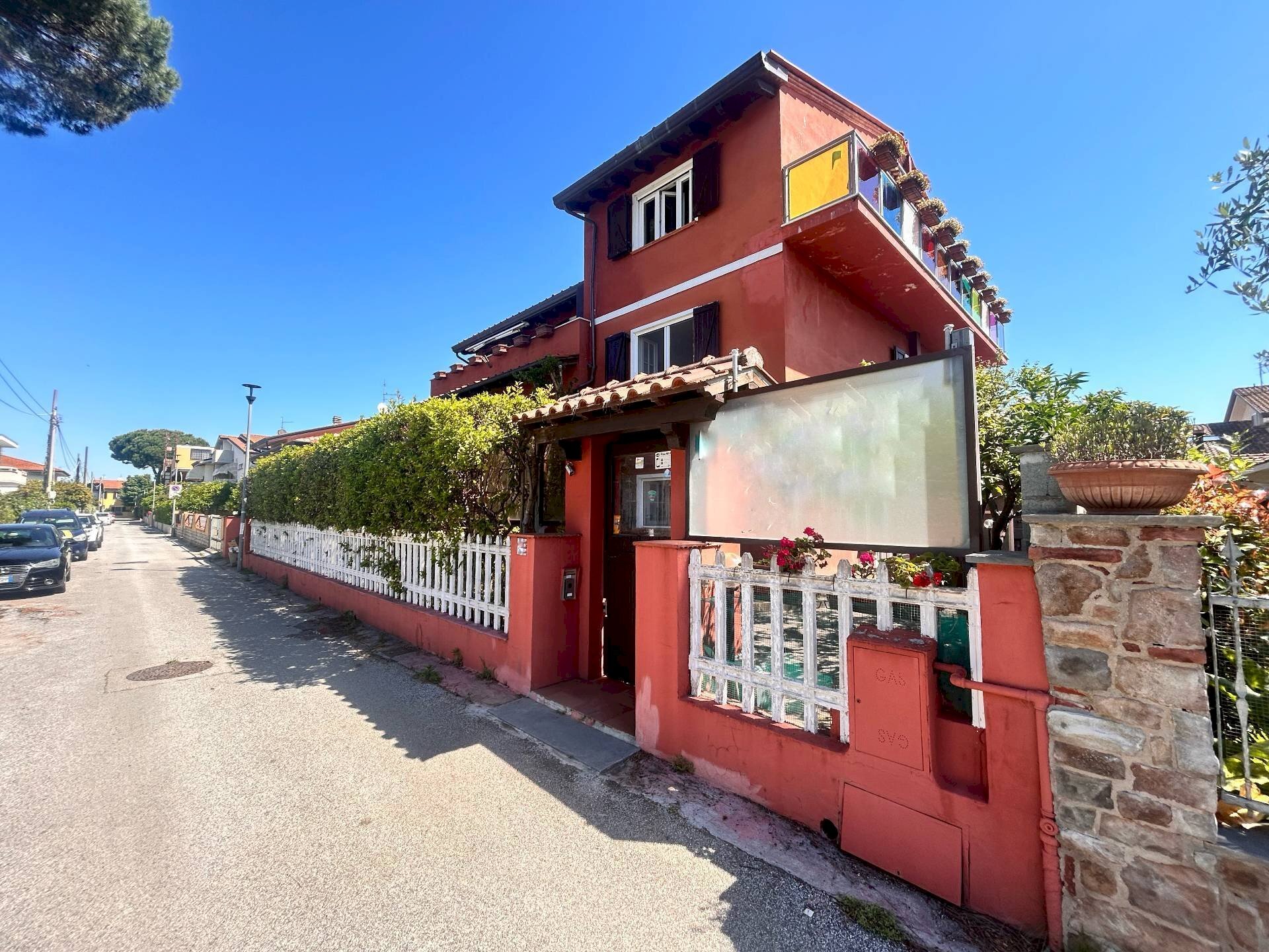 facciata - Villa via butterfly, Viareggio - photo 1
