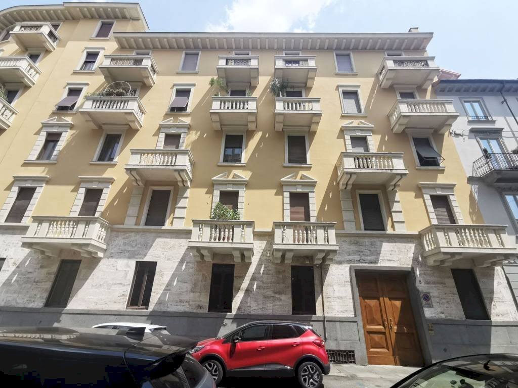 Facciata - Apartment via Giacinto Collegno, 5, Torino (neighborhood San Donato) - photo 2
