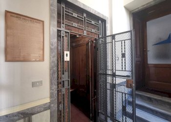 Interno palazzo - Appartamento via Giacinto Collegno, 5, Torino (zona San Donato) - foto 5
