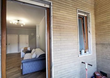 Balcone - Three-room apartment via Pianfei, 9, Torino (neighborhood Borgo Vittoria) - photo 11