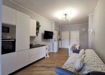 Salone - Three-room apartment via Pianfei, 9, Torino (neighborhood Borgo Vittoria) - photo 12