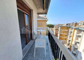 BALCONE - Apartment via VIALE PONTE AMMIRAGLIO, Genova (neighborhood Quarto) - photo 13