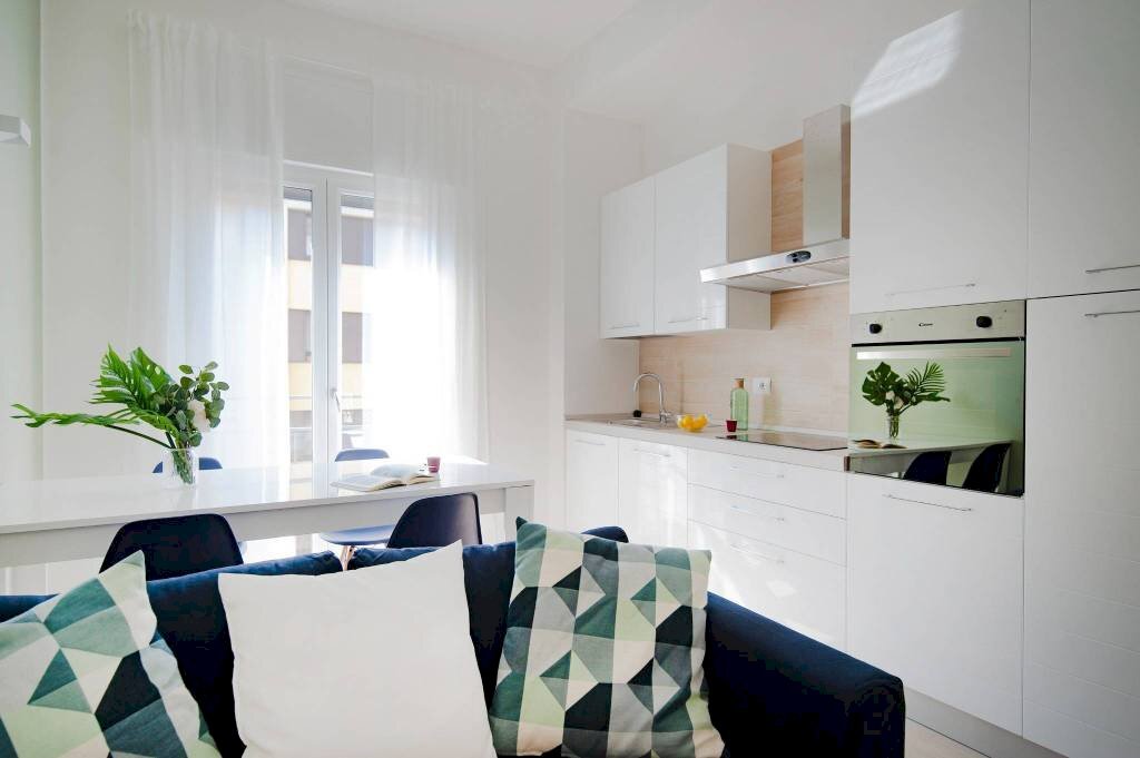 Cucina - Trilocale piazza Santa Maria del Suffragio, 3, Milano - foto 2