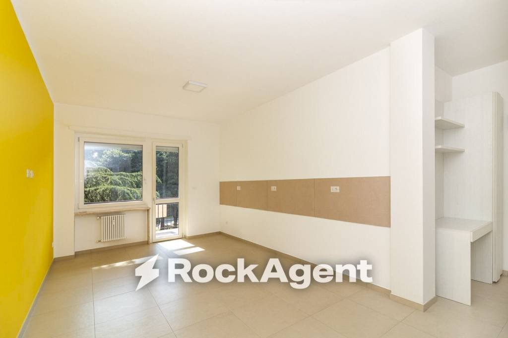 Cucina - Two-room apartment strada delle Cacce, 150, Torino (neighborhood Mirafiori Sud) - photo 3