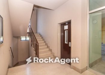 Interno palazzo - Two-room apartment strada delle Cacce, 150, Torino (neighborhood Mirafiori Sud) - photo 26