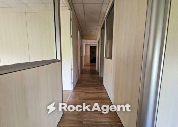 Corridoio - Ufficio C.da Profeta, 10, Caraffa di Catanzaro - foto 8