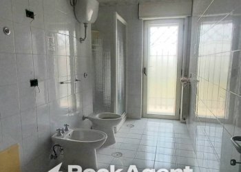 Bagno - Trilocale via Scafati, 13, Poggiomarino - foto 25