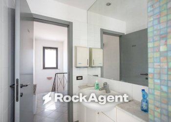 Bagno - Quadrilocale via Francesco Cilea, 26, Empoli - foto 8