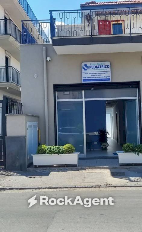 Facciata - Ufficio via Nazionale, 77, Sant'Egidio del Monte Albino - foto 3