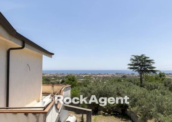 Vista - Villa Località Zilleria, Montepaone - photo 5