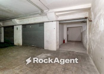Magazzino - Garage - Autosilos - Parcheggio via Paolo Bentivoglio, 20, Catania - foto 1