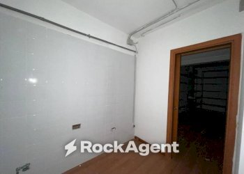 Magazzino - Negozio via dei Goti, 7, Angri - foto 10
