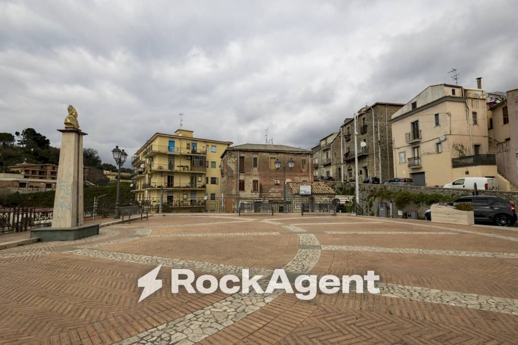 Zona - Three-room apartment via Candela, 12, Catanzaro - photo 2